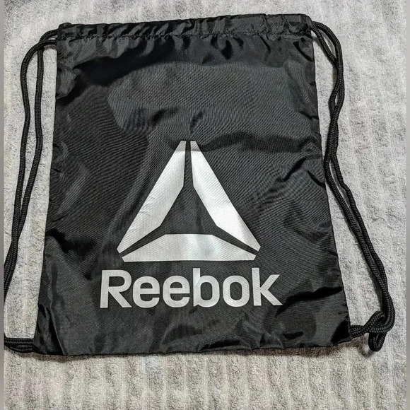 Reebox Black White Drawstring Bag NWOT Gym Sports‎ Unisex - Picture 2 of 4